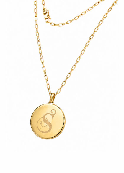 Corrente Dourada com Pingente Medalha Inicial “S”